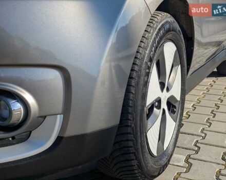 Сірий Кіа Soul, об'ємом двигуна 0 л та пробігом 165 тис. км за 5400 $, фото 12 на Automoto.ua