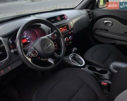 Серый Киа Soul, объемом двигателя 2 л и пробегом 240 тыс. км за 9800 $, фото 21 на Automoto.ua