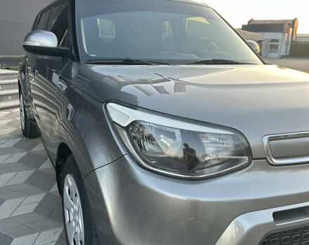 Серый Киа Soul, объемом двигателя 1.6 л и пробегом 160 тыс. км за 9250 $, фото 3 на Automoto.ua