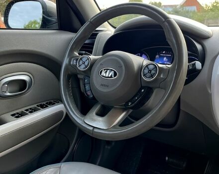 Серый Киа Soul, объемом двигателя 0 л и пробегом 90 тыс. км за 6999 $, фото 7 на Automoto.ua