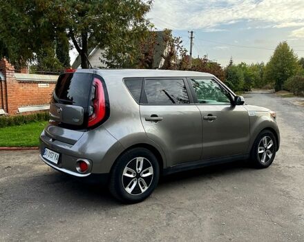 Серый Киа Soul, объемом двигателя 0 л и пробегом 90 тыс. км за 6999 $, фото 3 на Automoto.ua