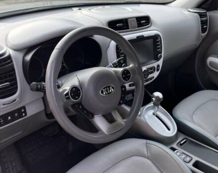 Серый Киа Soul, объемом двигателя 0 л и пробегом 98 тыс. км за 6850 $, фото 11 на Automoto.ua