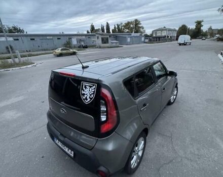 Серый Киа Soul, объемом двигателя 2 л и пробегом 240 тыс. км за 9800 $, фото 4 на Automoto.ua
