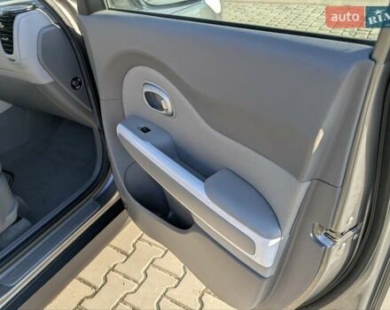 Сірий Кіа Soul, об'ємом двигуна 0 л та пробігом 165 тис. км за 5400 $, фото 49 на Automoto.ua