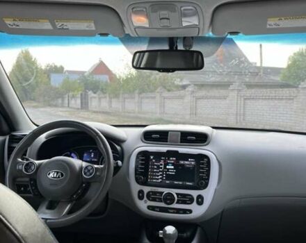 Серый Киа Soul, объемом двигателя 0 л и пробегом 98 тыс. км за 6850 $, фото 4 на Automoto.ua