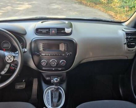 Серый Киа Soul, объемом двигателя 1.59 л и пробегом 138 тыс. км за 10500 $, фото 7 на Automoto.ua