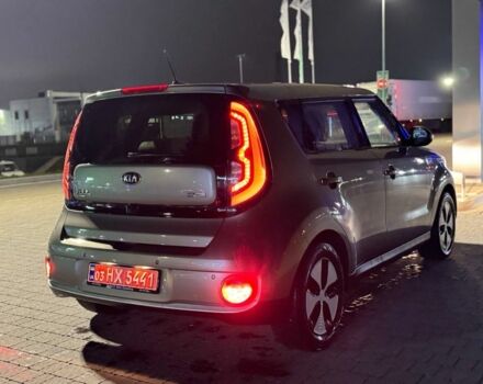 Серый Киа Soul, объемом двигателя 0 л и пробегом 100 тыс. км за 5990 $, фото 3 на Automoto.ua