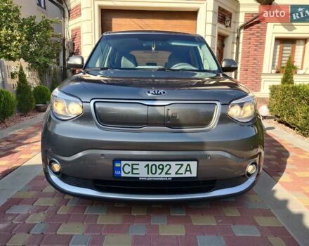 Серый Киа Soul, объемом двигателя 0 л и пробегом 92 тыс. км за 8000 $, фото 8 на Automoto.ua