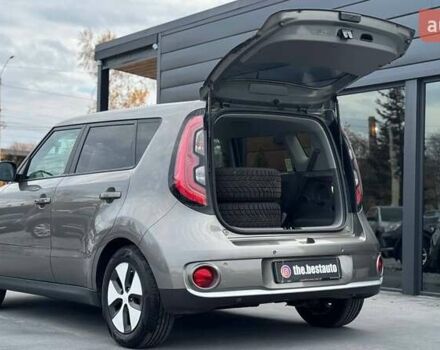 Серый Киа Soul, объемом двигателя 0 л и пробегом 123 тыс. км за 6950 $, фото 19 на Automoto.ua