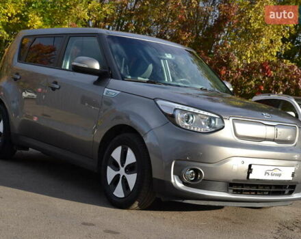 Сірий Кіа Soul, об'ємом двигуна 0 л та пробігом 148 тис. км за 5800 $, фото 4 на Automoto.ua