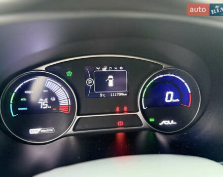 Серый Киа Soul, объемом двигателя 0 л и пробегом 111 тыс. км за 7100 $, фото 32 на Automoto.ua