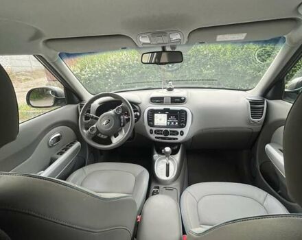 Серый Киа Soul, объемом двигателя 0 л и пробегом 35 тыс. км за 9500 $, фото 27 на Automoto.ua