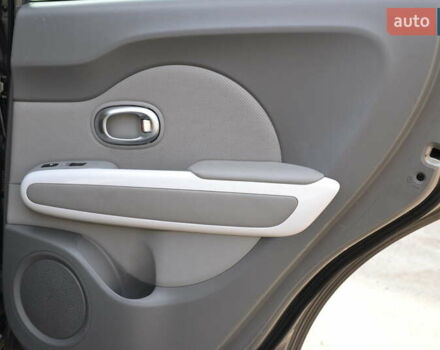 Сірий Кіа Soul, об'ємом двигуна 0 л та пробігом 148 тис. км за 5800 $, фото 23 на Automoto.ua