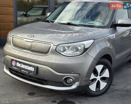 Сірий Кіа Soul, об'ємом двигуна 0 л та пробігом 114 тис. км за 6500 $, фото 2 на Automoto.ua