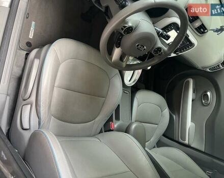 Серый Киа Soul, объемом двигателя 0 л и пробегом 35 тыс. км за 9500 $, фото 20 на Automoto.ua