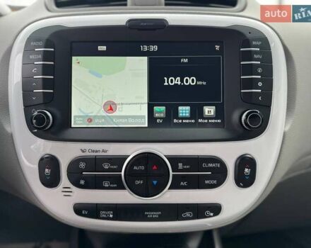 Серый Киа Soul, объемом двигателя 0 л и пробегом 123 тыс. км за 6950 $, фото 40 на Automoto.ua