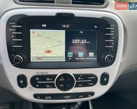 Киа Soul 2015 в Хмельницком на Automoto.ua Серый Киа Soul, объемом двигателя 0 л и пробегом 95 тыс. км за 6500 $, фото 32 на Automoto.ua