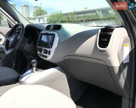 Серый Киа Soul, объемом двигателя 0 л и пробегом 100 тыс. км за 6400 $, фото 33 на Automoto.ua