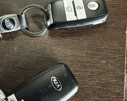 Серый Киа Soul, объемом двигателя 0 л и пробегом 185 тыс. км за 9700 $, фото 45 на Automoto.ua