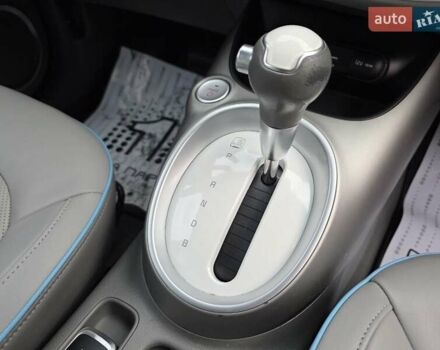 Серый Киа Soul, объемом двигателя 0 л и пробегом 114 тыс. км за 5599 $, фото 15 на Automoto.ua