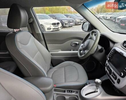 Серый Киа Soul, объемом двигателя 0 л и пробегом 114 тыс. км за 5599 $, фото 18 на Automoto.ua