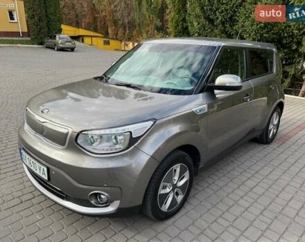Киа Soul 2015 в Хмельницком на Automoto.ua Серый Киа Soul, объемом двигателя 0 л и пробегом 95 тыс. км за 6500 $, фото 19 на Automoto.ua