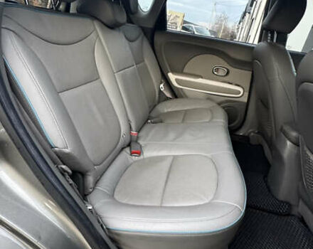 Серый Киа Soul, объемом двигателя 0 л и пробегом 185 тыс. км за 9700 $, фото 16 на Automoto.ua