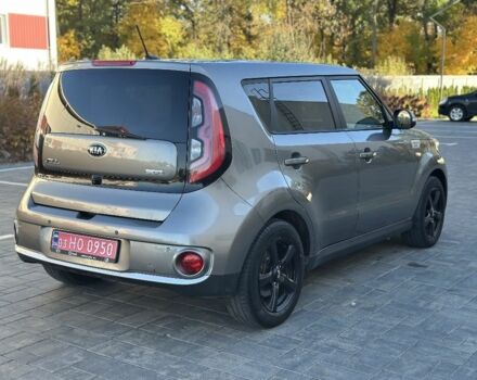 Серый Киа Soul, объемом двигателя 0 л и пробегом 160 тыс. км за 9600 $, фото 12 на Automoto.ua