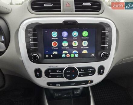 Серый Киа Soul, объемом двигателя 0 л и пробегом 91 тыс. км за 8900 $, фото 16 на Automoto.ua