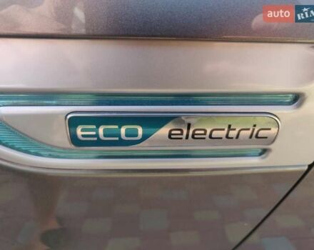 Серый Киа Soul, объемом двигателя 0 л и пробегом 92 тыс. км за 8000 $, фото 17 на Automoto.ua