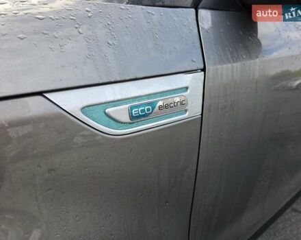 Сірий Кіа Soul, об'ємом двигуна 0 л та пробігом 114 тис. км за 6500 $, фото 24 на Automoto.ua