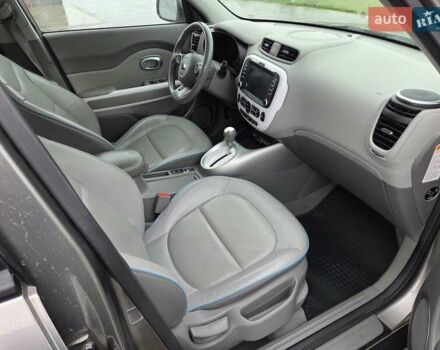 Серый Киа Soul, объемом двигателя 0 л и пробегом 91 тыс. км за 8900 $, фото 12 на Automoto.ua
