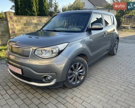 Сірий Кіа Soul, об'ємом двигуна 0 л та пробігом 100 тис. км за 6200 $, фото 1 на Automoto.ua