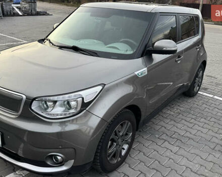 Серый Киа Soul, объемом двигателя 0 л и пробегом 185 тыс. км за 9700 $, фото 7 на Automoto.ua