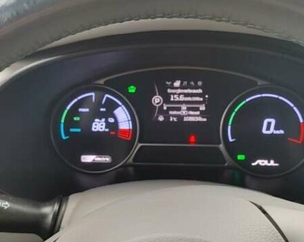 Сірий Кіа Soul, об'ємом двигуна 0 л та пробігом 120 тис. км за 7500 $, фото 4 на Automoto.ua