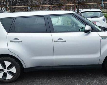 Серый Киа Soul, объемом двигателя 0 л и пробегом 84 тыс. км за 7500 $, фото 3 на Automoto.ua