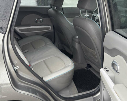 Серый Киа Soul, объемом двигателя 0 л и пробегом 130 тыс. км за 7000 $, фото 11 на Automoto.ua