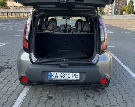 Серый Киа Soul, объемом двигателя 1.59 л и пробегом 257 тыс. км за 7800 $, фото 6 на Automoto.ua