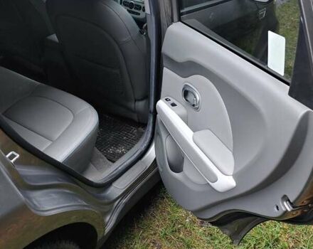 Серый Киа Soul, объемом двигателя 0 л и пробегом 130 тыс. км за 5500 $, фото 7 на Automoto.ua