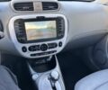Сірий Кіа Soul, об'ємом двигуна 0 л та пробігом 160 тис. км за 9700 $, фото 5 на Automoto.ua
