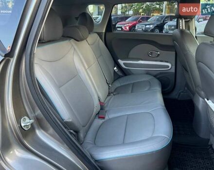 Серый Киа Soul, объемом двигателя 0 л и пробегом 150 тыс. км за 6990 $, фото 10 на Automoto.ua