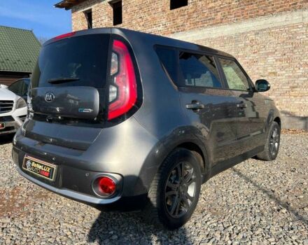Сірий Кіа Soul, об'ємом двигуна 0 л та пробігом 152 тис. км за 6499 $, фото 6 на Automoto.ua