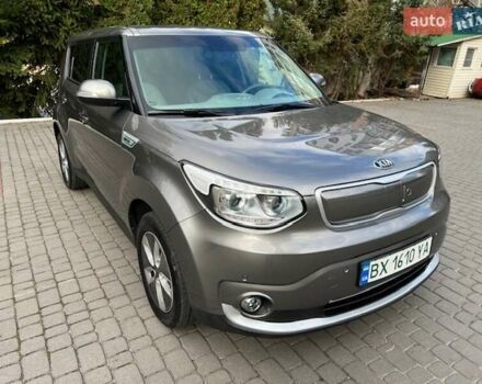 Киа Soul 2015 в Хмельницком на Automoto.ua Серый Киа Soul, объемом двигателя 0 л и пробегом 95 тыс. км за 6500 $, фото 2 на Automoto.ua