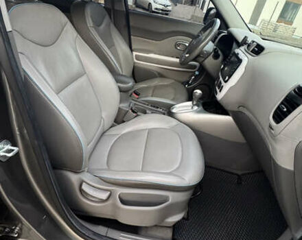 Серый Киа Soul, объемом двигателя 0 л и пробегом 185 тыс. км за 9700 $, фото 18 на Automoto.ua