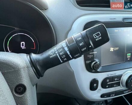 Серый Киа Soul, объемом двигателя 0 л и пробегом 150 тыс. км за 6990 $, фото 15 на Automoto.ua