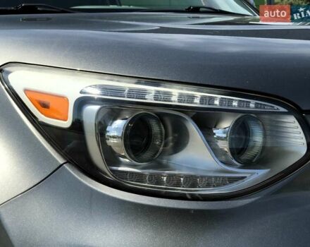 Серый Киа Soul, объемом двигателя 0 л и пробегом 100 тыс. км за 6400 $, фото 3 на Automoto.ua