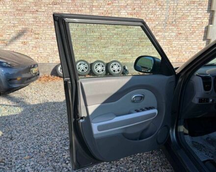 Сірий Кіа Soul, об'ємом двигуна 0 л та пробігом 152 тис. км за 6499 $, фото 13 на Automoto.ua