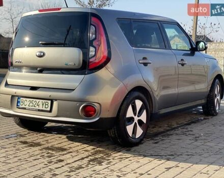Серый Киа Soul, объемом двигателя 0 л и пробегом 119 тыс. км за 6400 $, фото 4 на Automoto.ua