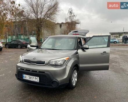 Серый Киа Soul, объемом двигателя 1.59 л и пробегом 122 тыс. км за 10000 $, фото 3 на Automoto.ua