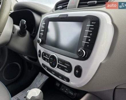 Серый Киа Soul, объемом двигателя 0 л и пробегом 114 тыс. км за 5599 $, фото 16 на Automoto.ua